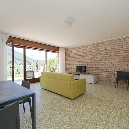 ホテル Maximilian