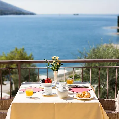 Hotell Maximilian 4*