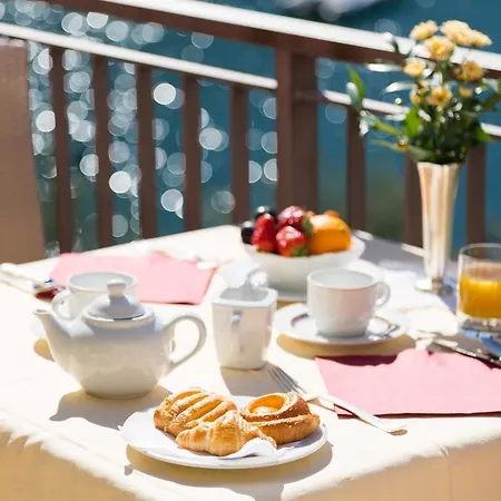 Hotell Maximilian 4*