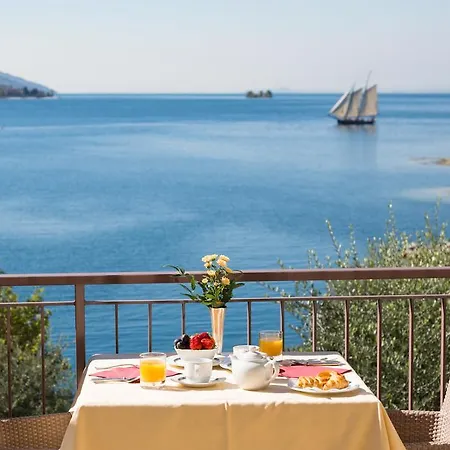 Maximilian マルチェージネ