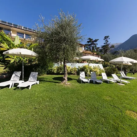 Hotell Maximilian 4*