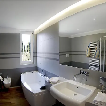 Maximilian Hotel 4*