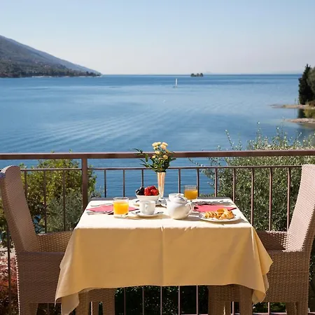 Hotel Maximilian 4*