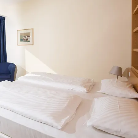 Maximilian 4* Malcesine