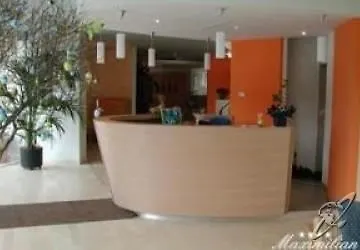 Maximilian Hotel