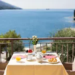 Hotel Maximilian 4*